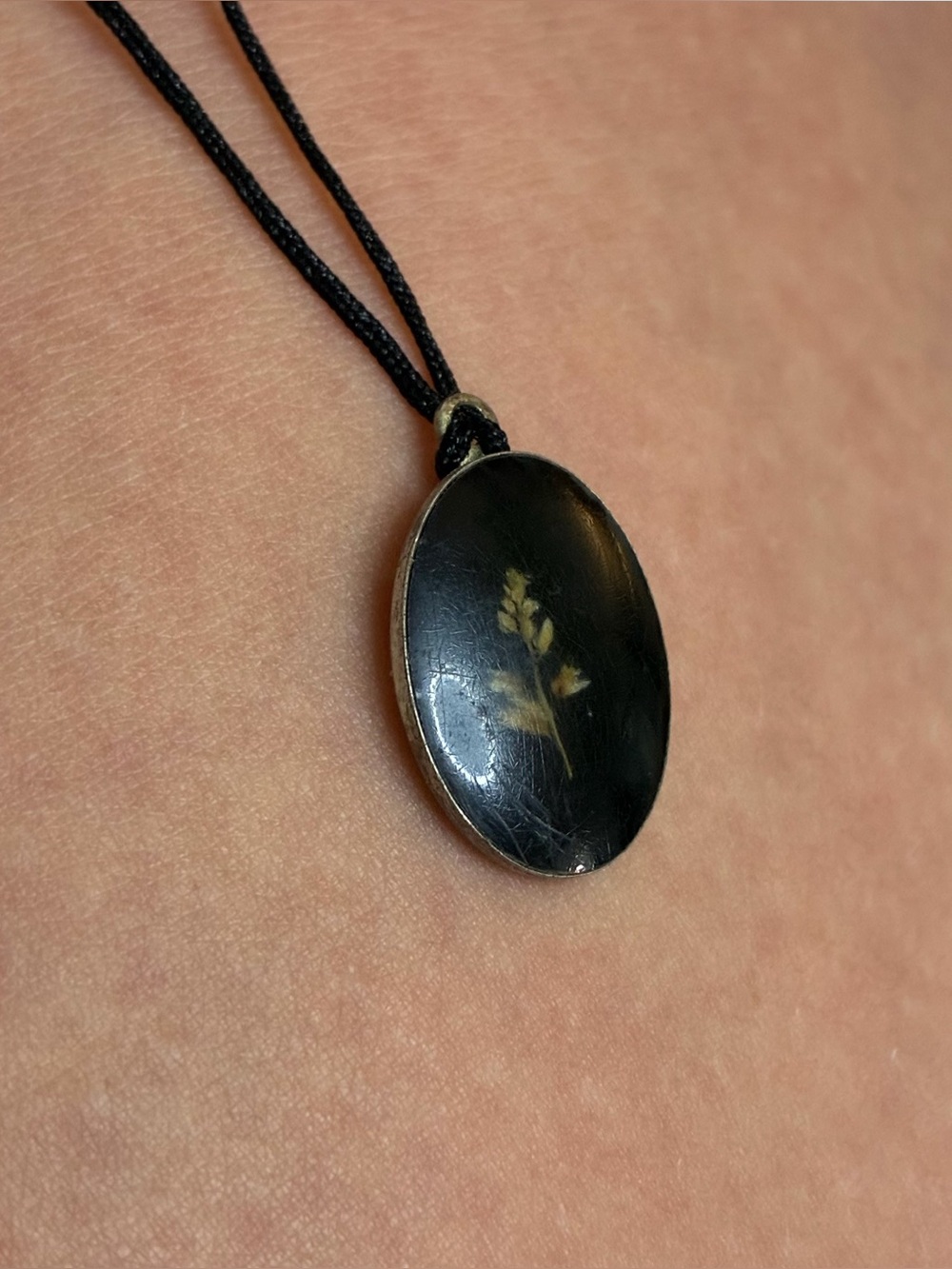 Vintage botanical resin oval necklace